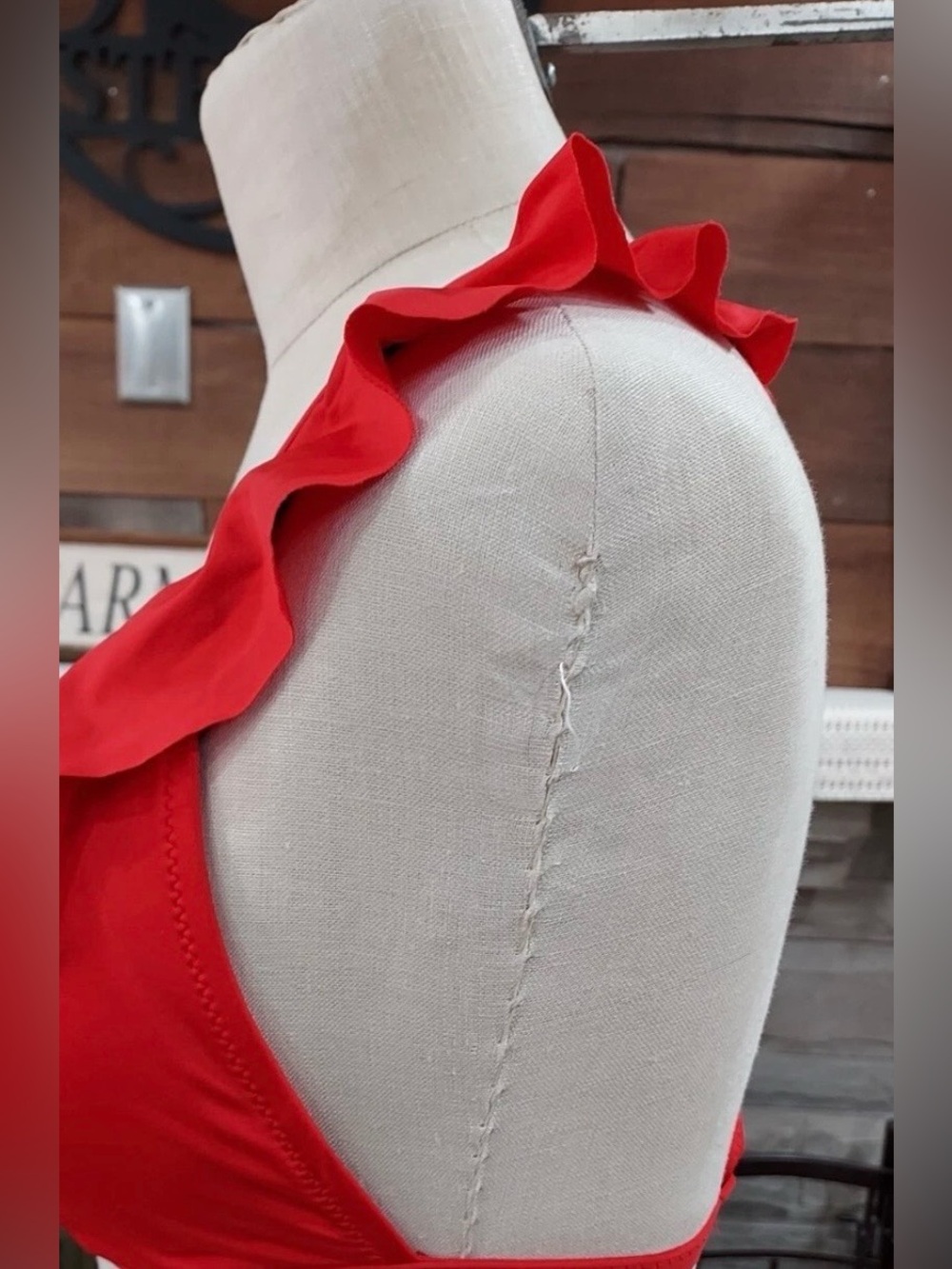 Shade & Shore Red Ruffle Bikini Top Medium Criss Cross Back Swim Top - Picture 5 of 5